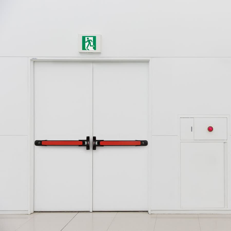 Puerta Cortafuego Con barra antipanico 1