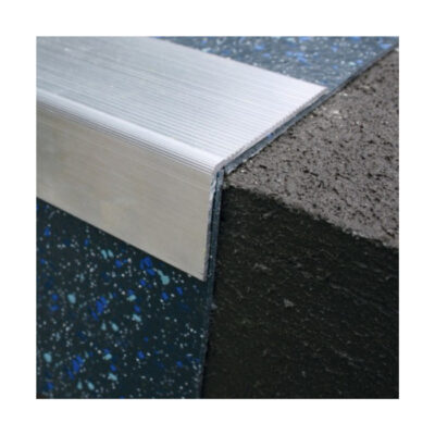 Nariz Estándar En Aluminio 50 mm x 2,77 m Natural